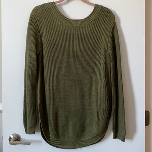 Oversized tunic sweater with open back